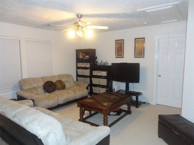 Building Photo - 114 Bryce Branch Cir