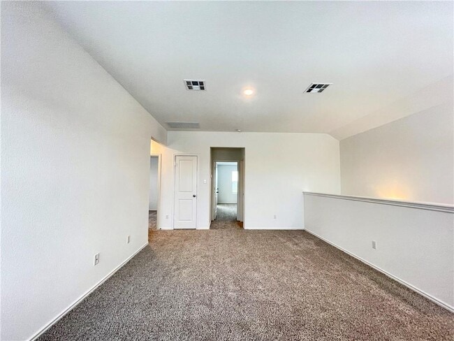 Building Photo - 118 Canley Lp