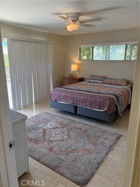 Building Photo - 1742 La Mesa Oaks Dr