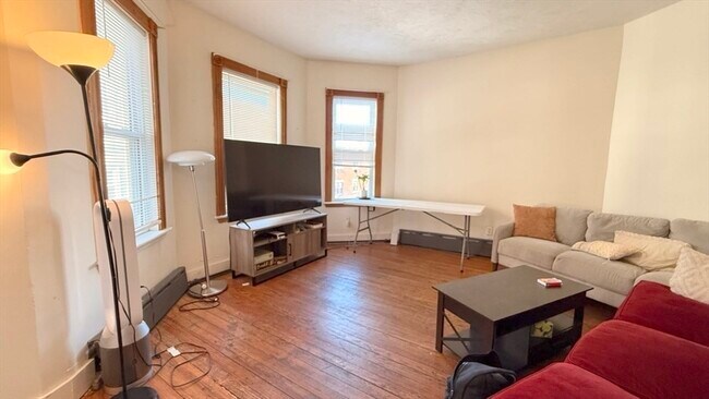 Building Photo - 26 Darling St