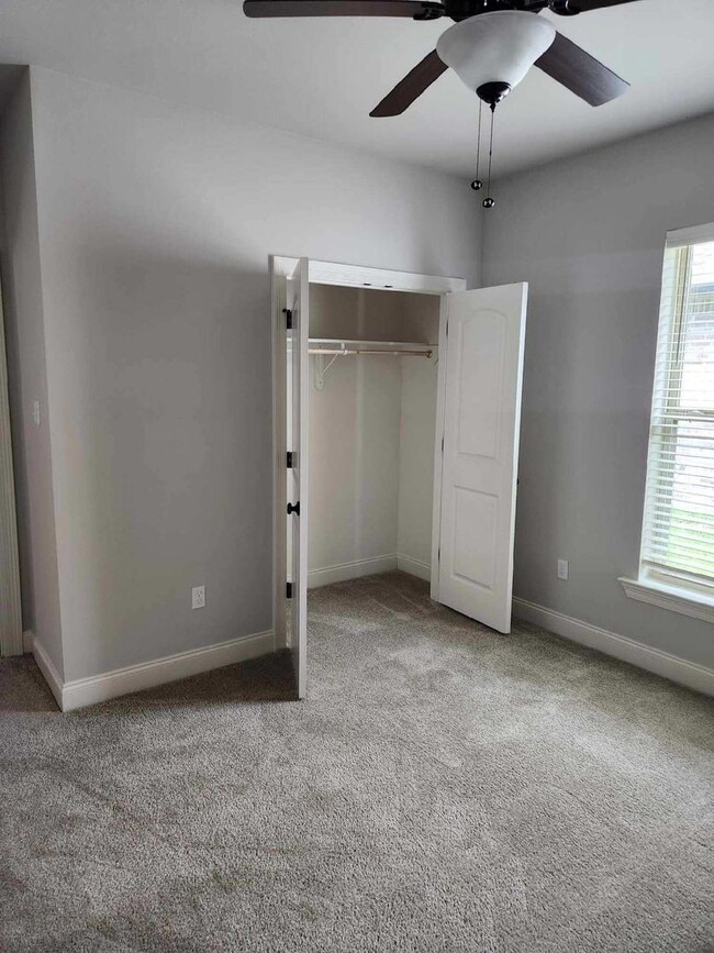 Building Photo - Charming 3BR/2BA Home in Marrero Spacious,...