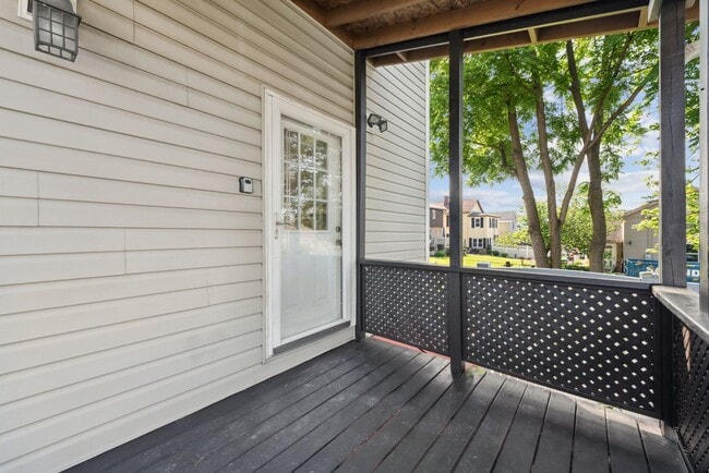 Building Photo - Stunning 2 Bedroom home in Greensburg available September 1!