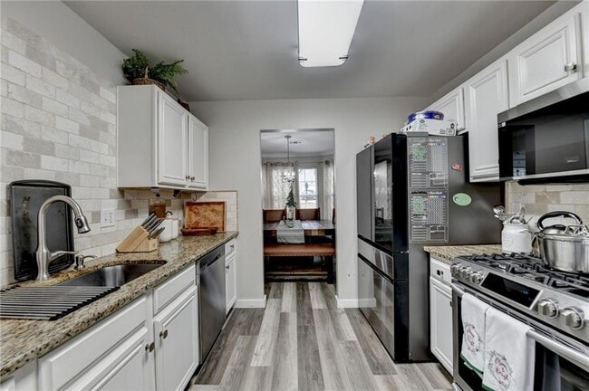 Building Photo - 4317 Holliday Rd