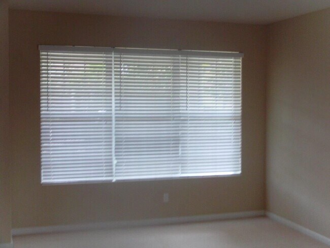 Building Photo - 11827 Barletta Dr