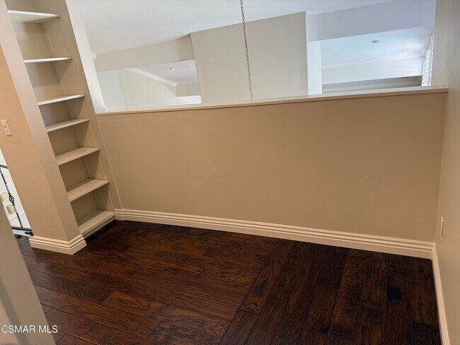 Building Photo - 1275 Willsbrook Ct