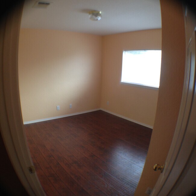 Building Photo - 6614 Buckhorn Cliff