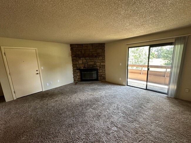 Building Photo - Location! Location! Bright 2-bed 2-bath condo near Sloan’s Lake, Edgewater, and Light Rail!
