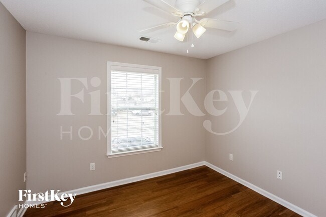 Building Photo - 10258 Spruce Grove Ln