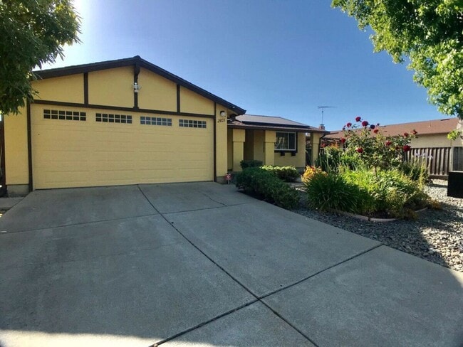 Building Photo - 2803 Dowe Ave