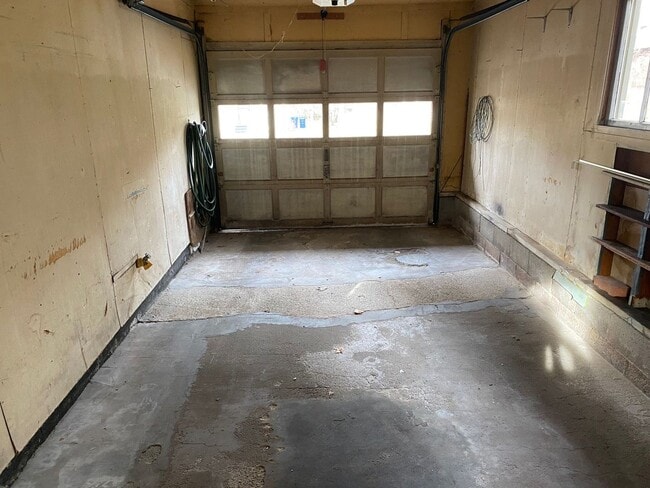 Building Photo - 2 Bed 1 Bath Single Family Home in Wausau