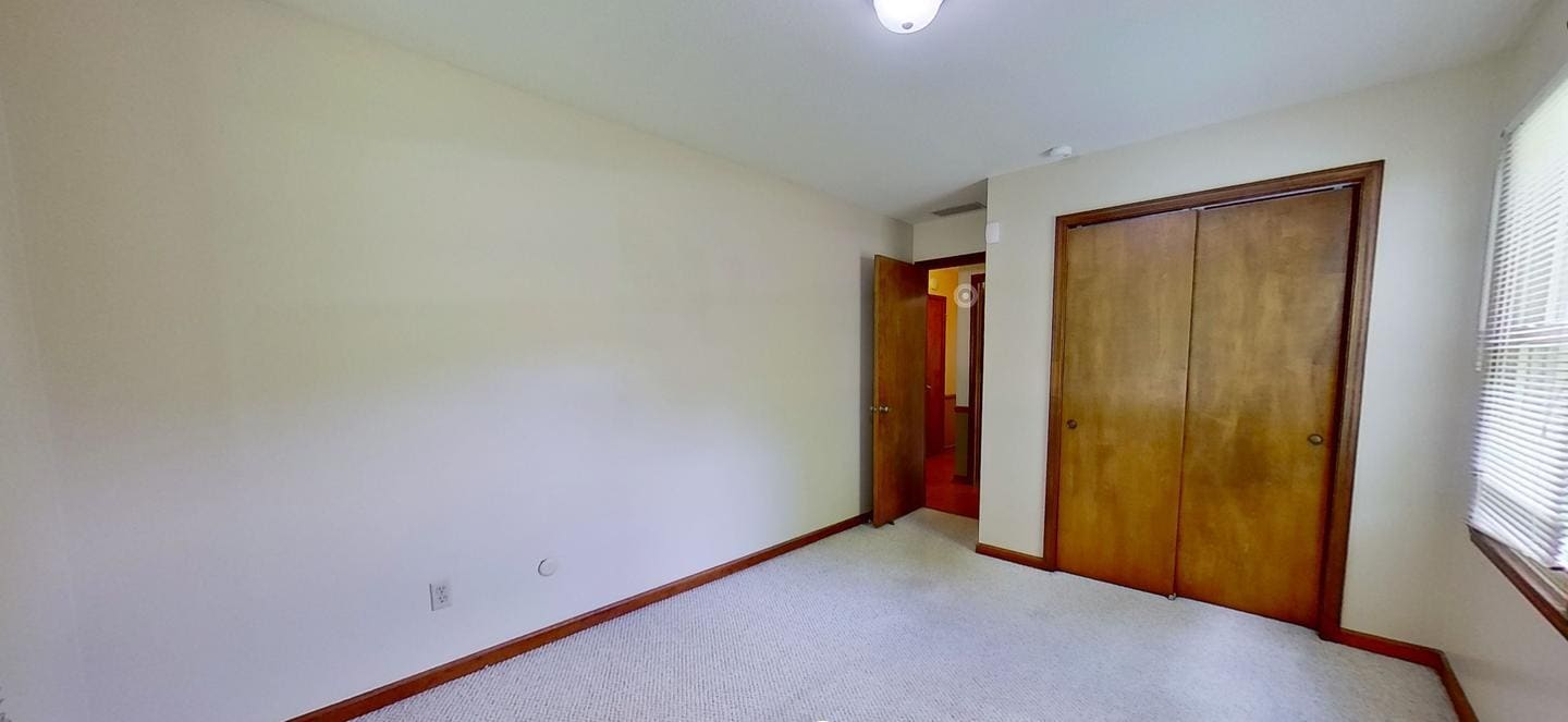 Building Photo - 6115 Redcoach Ln