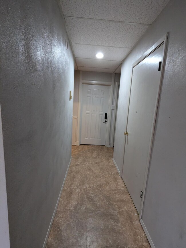 Building Photo - Little York South Apartments