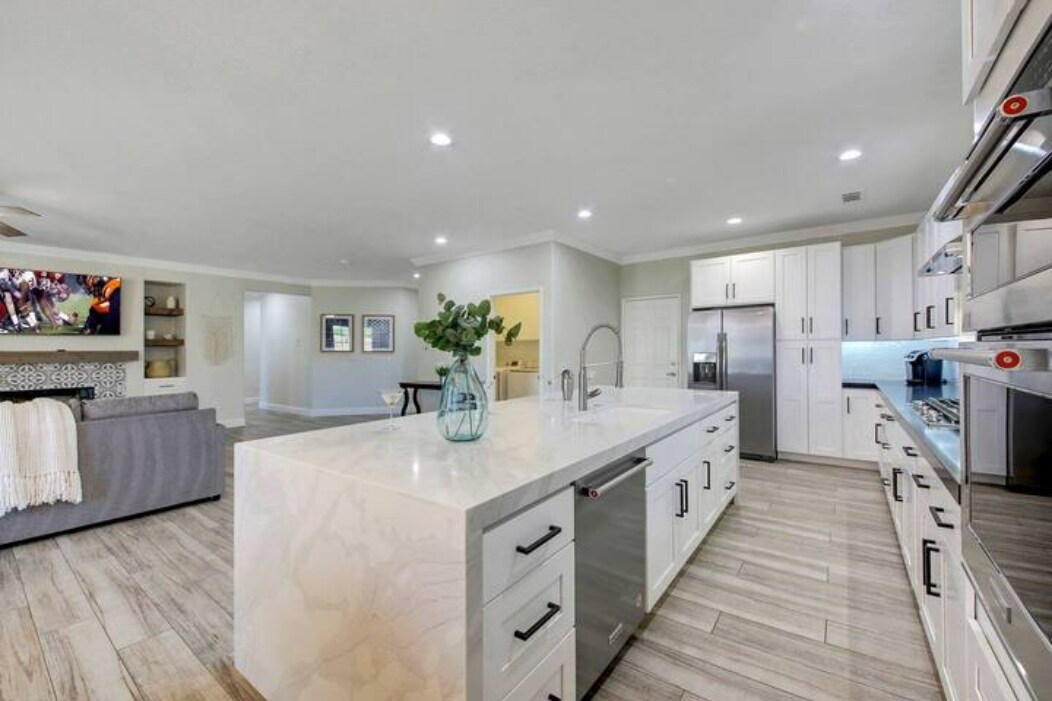 Building Photo - 80949 Avery Dr