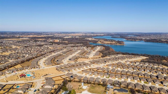 Building Photo - 3309 Comal Dr