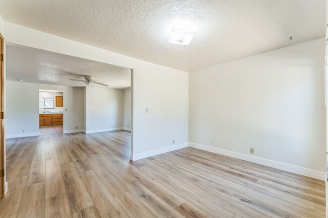 Building Photo - 2402 16th Ave