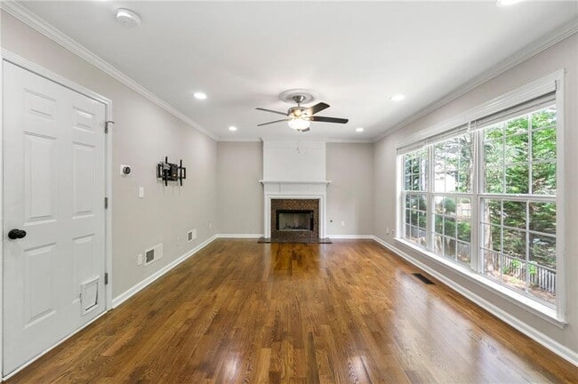 Building Photo - 7260 Foxberry Ct