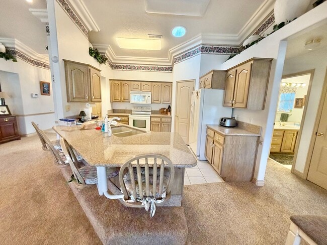 Building Photo - 3 Bed 2 Bath Home in Meadow Creak!! 55+ Community!!!