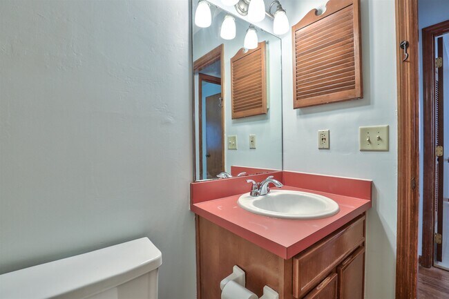 Building Photo - 1609 Willow Bend Way