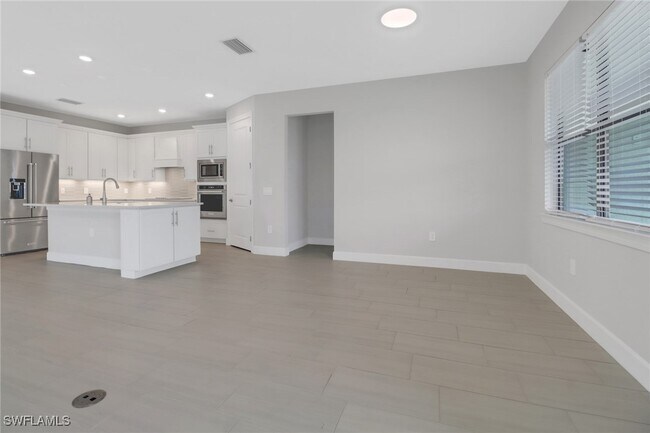 Building Photo - 16172 Bacopa Dr