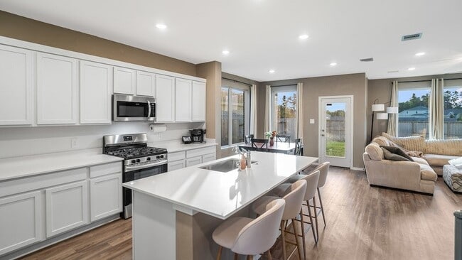 Building Photo - 22664 Hackberry Leaf Dr