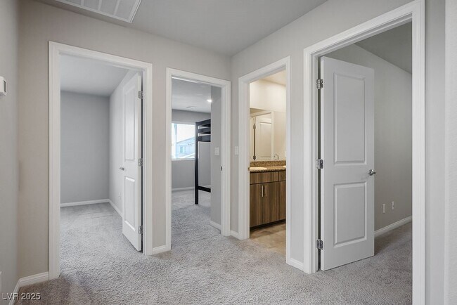 Building Photo - 9648 Spyglass Run Ave