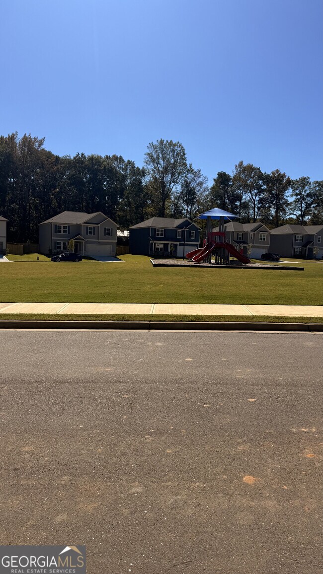 Building Photo - 129 Elijah St