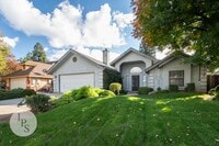 Building Photo - North West Fresno Home, 3BR/2BA, 1878sf, N...