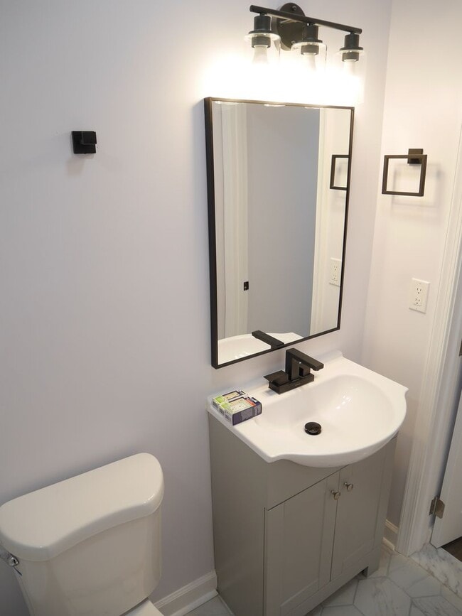 Building Photo - Modern Comfort Meets Prime Location: 3-Bedroom, 4-Bathroom Gem in Parkville, MD!