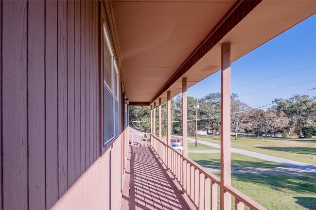Building Photo - 120 McAdams Ln