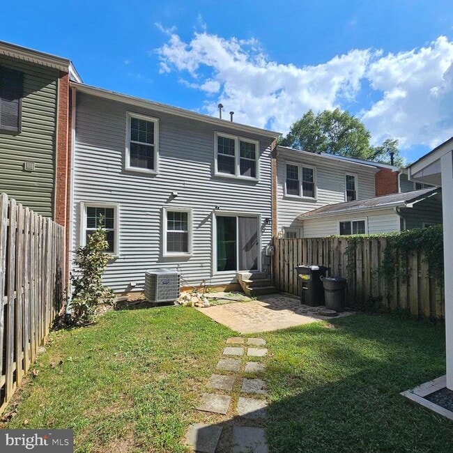 Building Photo - 5428 Donnelly Ct