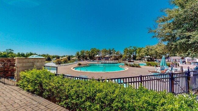 Building Photo - Hammock Bay! 4 bed 2.5 bath home located i...