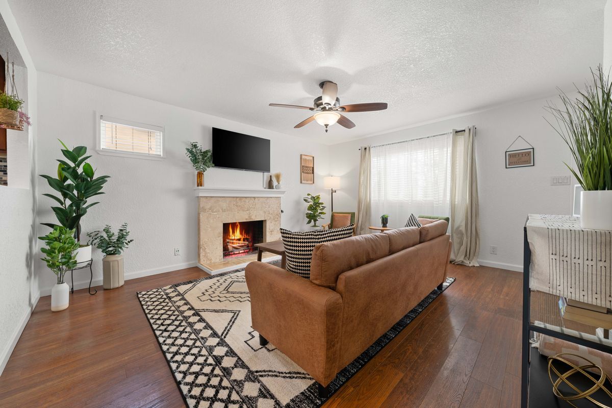 Building Photo - 10609 Olson Dr