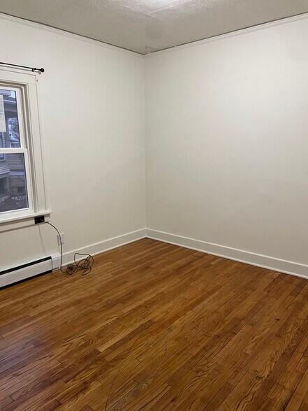 Bedroom - 738 Moore St