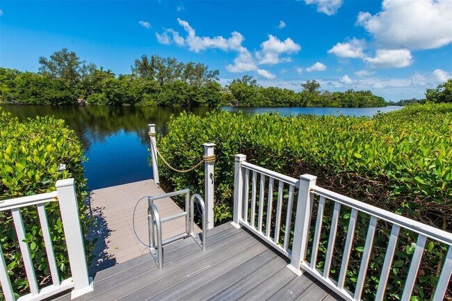 Building Photo - 8302 Midnight Pass Rd