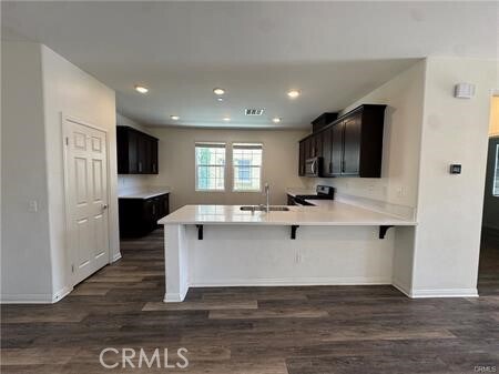 Building Photo - 5945 Silveira St