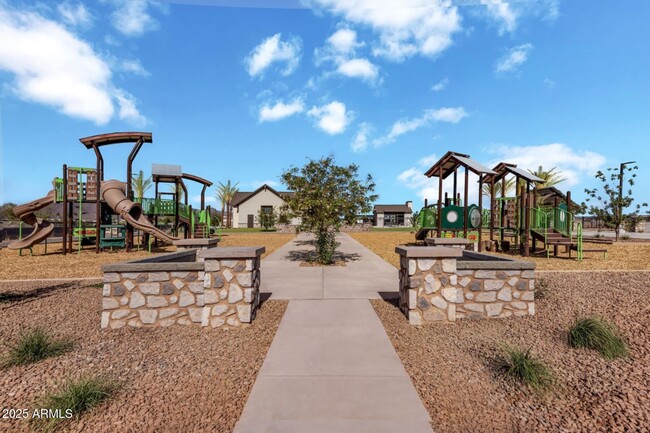 Building Photo - 22862 E Watford Dr