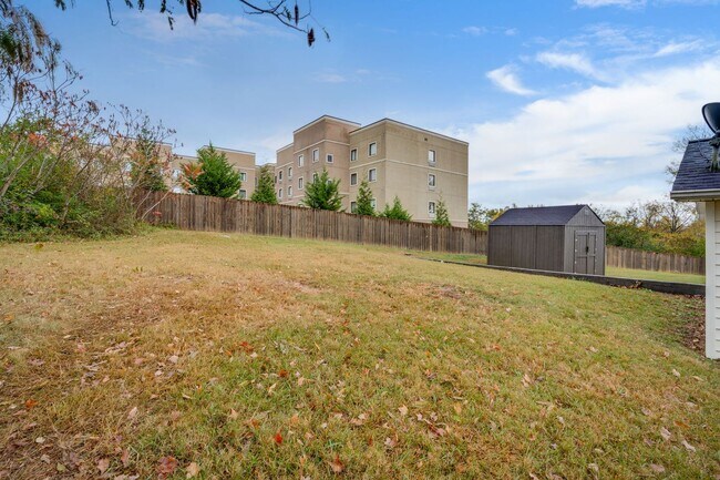 Building Photo - 2614 Mimosa Ln