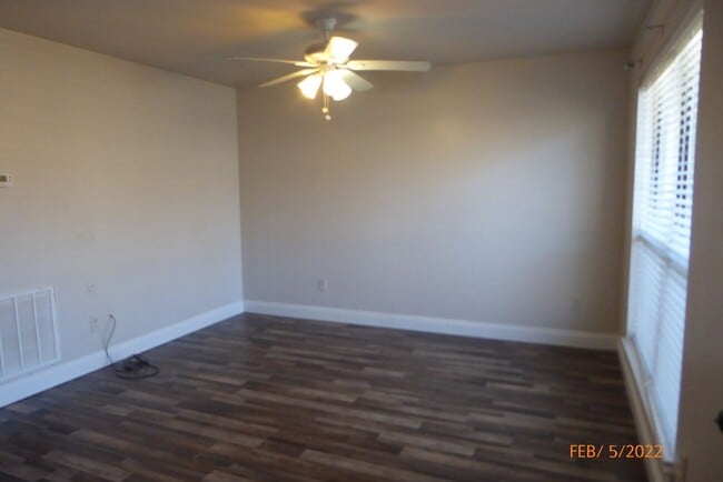 Building Photo - Grayson Valley Townhome w/ Fenced Backyard, close to Trussville