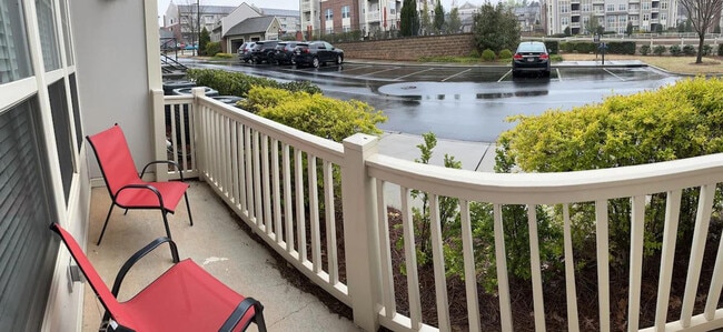 Building Photo - 1579 Millspring Dr