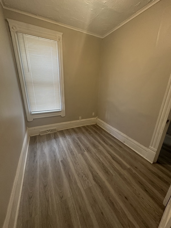 Building Photo - 3295 W 54th St