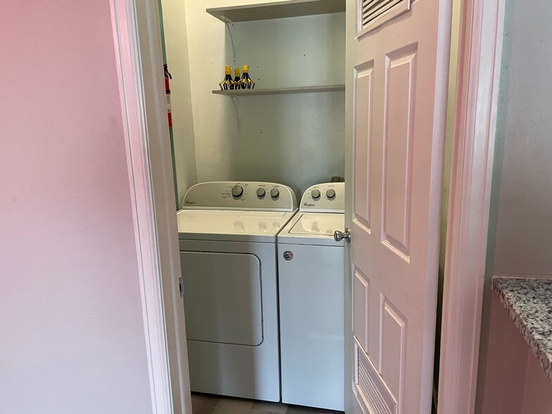 Laundry area - 5301 W 76th Ave