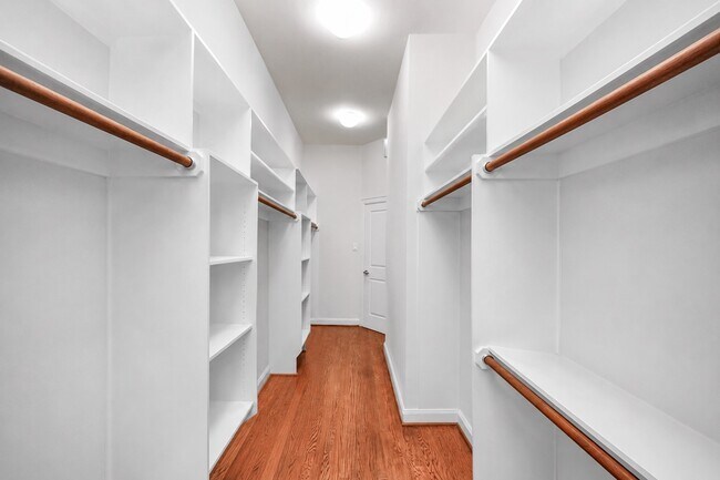 Building Photo - 1243A Bonner St