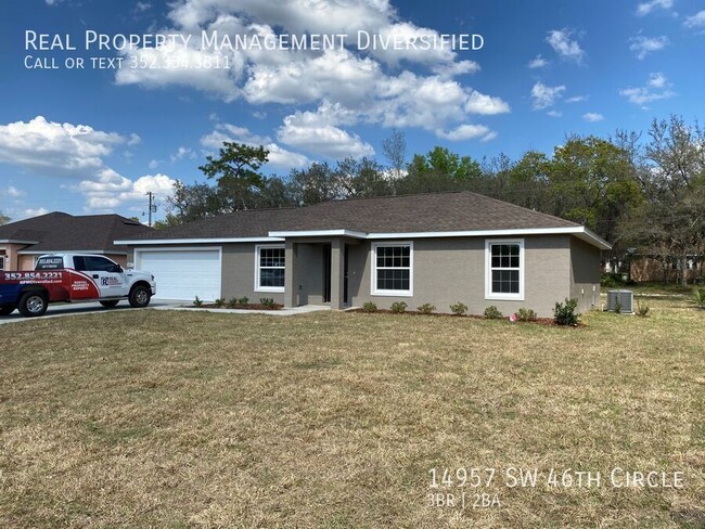 Building Photo - Desirable SW Ocala Neighborhood 3/2/1 **WO...