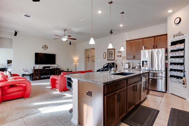 Building Photo - 2013 Granite Pass Dr