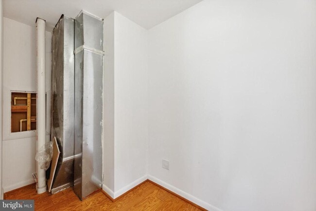 Building Photo - 3538 Devon Dr