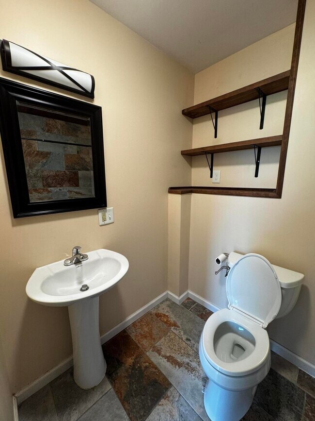 Building Photo - 262 N Broadway