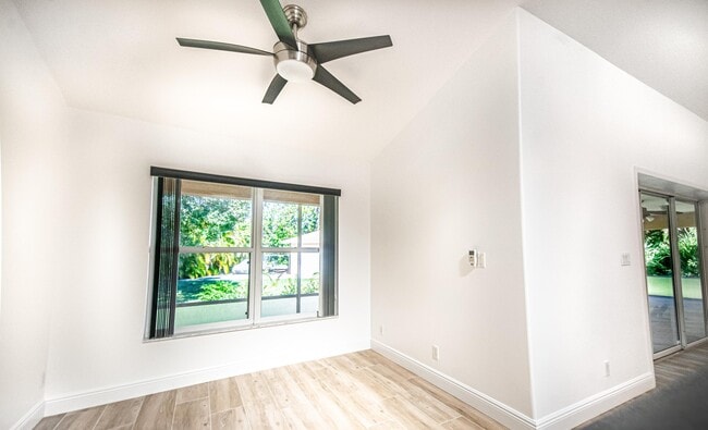 Building Photo - 12523 169th Ct N