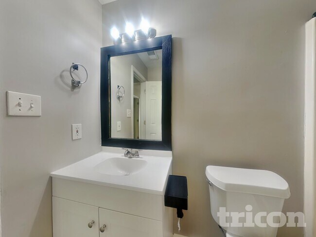 Building Photo - 850 Rambling Rose Ct NW