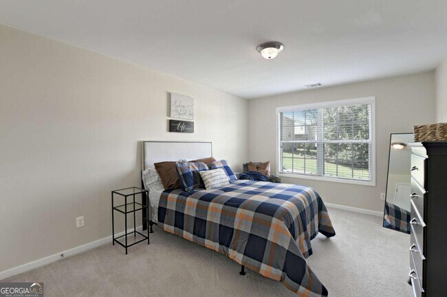 Building Photo - 5296 Lexmark Cir