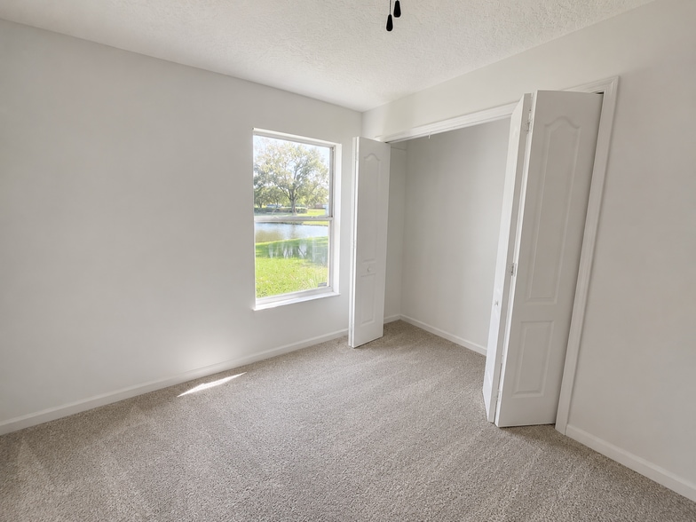 Building Photo - 1785 Curlew Ct